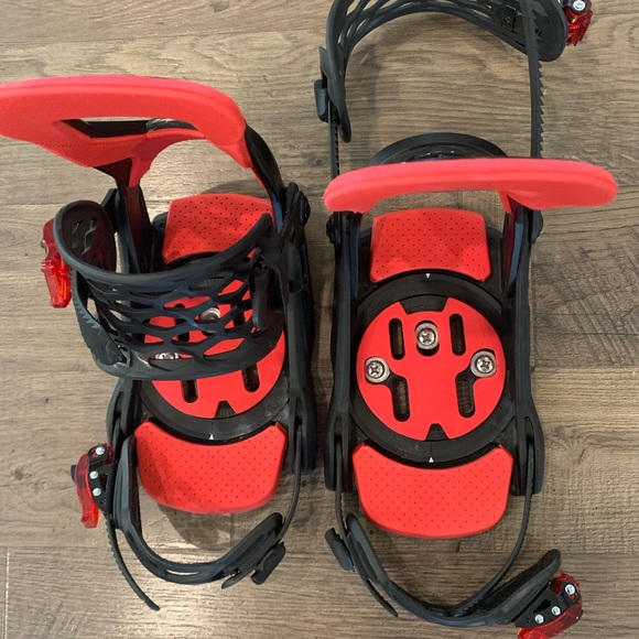 Salomon Snowboard bindings - Picture 2 of 9